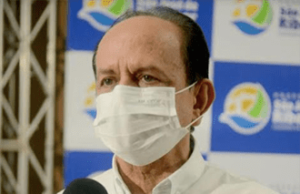 Dr.Julinho anuncia reajuste de 35% para professores de Ribamar