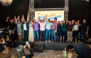 Ato político com centenas de lideranças marca lançamento da pré-candidatura de Othelino a deputado estadual