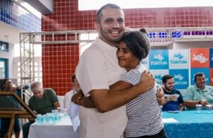 Fernando Pessoa entrega 1.407 títulos de posse definitiva de imóveis em Tuntum