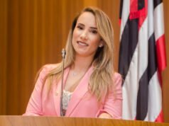 Deputada Thaiza recebe alta hospitalar