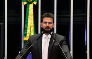 Gil Cutrim defende debate sobre fundo para subsídio do valor dos combustíveis