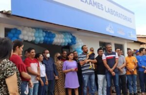 Prefeito inaugura novo Centro de Exames Laboratoriais de Godofredo Viana