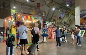 Passageiros são recepcionados com atrações juninas no Aeroporto de São Luís