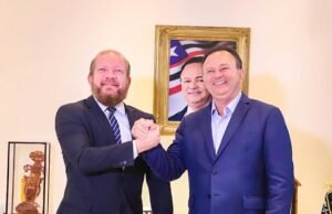 Brandão renova licença; Othelino não assumirá Governo