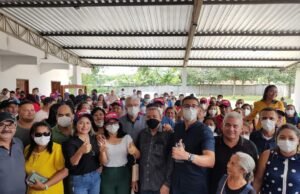 Sissi Viana e Arnaldo Melo participam de grande encontro político em Godofredo Viana