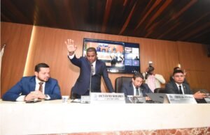 Fábio Câmara toma posse como vereador de São Luís