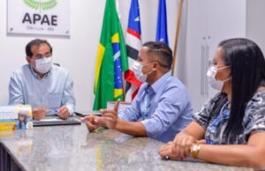 Vereador Raimundo Penha reafirma compromisso com a APAE