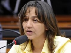 Eliziane Gama cria barreiras e impede instalação de comissão do senado que ia vistoriar ferryboats no Maranhão
