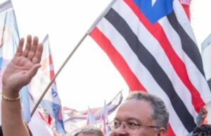 Roberto Rocha comemora licitação para viabilidade técnica da Ponte sobre a Baía de São Marcos