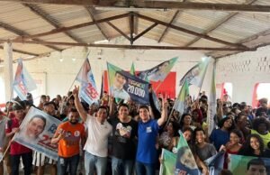 Fernando Braide fala de incentivos à educação em reunião com jovens ludovicenses