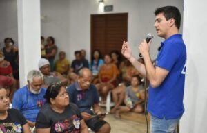 Fernando Braide se reúne com moradores da Vicente Fialho a convite do ex-vereador Joãozinho Freitas