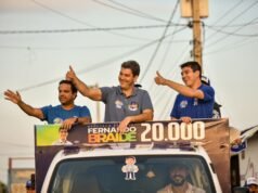 Fernando Braide mobiliza Residencial Ribeira em carreata acompanhado de Eduardo Braide e Edilázio Júnior