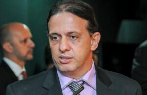 Por determinação da Justiça, prefeito de Caxias terá que normalizar entrega de medicamentos