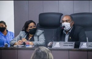 Paço do Lumiar: Aliado de Paula Azevedo é eleito para presidência da Câmara