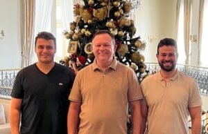 Gil e Glalbert Cutrim dialogam com governador Carlos Brandão