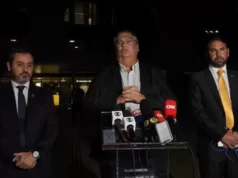 Dino diz que Lula está em segurança e apto para posse