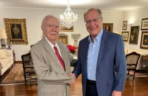 “Merecedor de homenagens”, diz Alckmin sobre Sarney