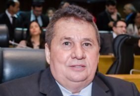 Deputado Ariston Ribeiro mostra disposição de concorrer ao TCE