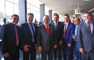 Presidente da Famem acompanha posse dos ministros de Comunicações e Justiça