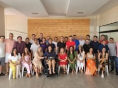 Iracema reúne parlamentares, vice-governador e prega união e harmonia