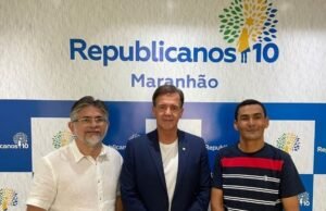Prefeito Herlon Costa se filia ao Republicanos