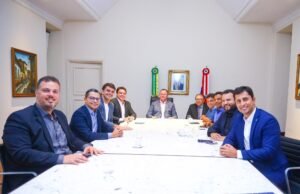 Duarte muda o tom e já prega unidade para 2024