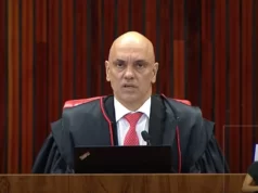 Ministro do STF afasta do cargo governador do Distrito Federal