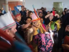 Iracema Vale recebe indígenas das etnias Guajajara e Krikati na Assembleia