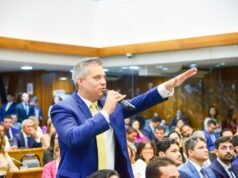 Neto Evangelista toma posse para o quarto mandato de deputado estadual