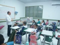 Dr. Julinho entrega mais três escolas reformadas e climatizadas em São José de Ribamar