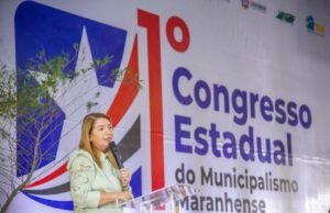 Iracema Vale conclama prefeitos para atuarem em defesa dos direitos das mulheres