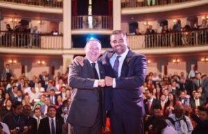 Brandão parabeniza Paulo Victor por atuação na Câmara e na Cultura