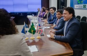 Em Brasília, Felipe Camarão reforça pedido de mais investimentos para educação do MA