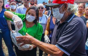 Prefeita Paula Azevedo garante distribuição de 35 toneladas de peixe