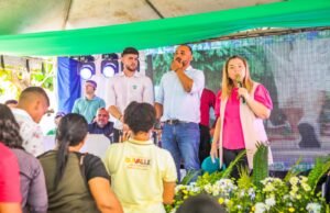 Iracema Vale reitera apoio a Bacabal durante solenidade de aniversário do município
