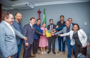 Assembleia Legislativa recebe da Seplan PL que dispõe sobre a LDO-2024