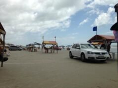 Justiça Federal determina que veículos não mais circulem na faixa de areia da Praia do Araçagi