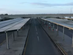 Rodoviários paralisam atividades na Grande Ilha e Justiça determina circulação de 70% dos coletivos