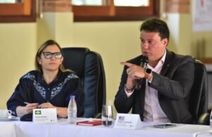 Felipe Camarão participa de Encontro Imersão promovido pelo Instituto Península, com secretários de Educação do país
