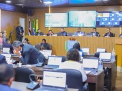 Câmara inicia discussão sobre admissibilidade dos pedidos de afastamento de Eduardo Braide