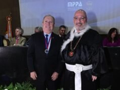 Nicolau recebe medalha em solenidade de 132 anos do MPPA