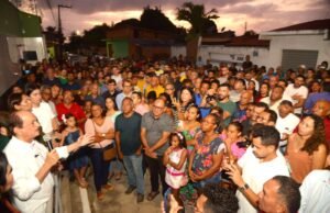 Prefeitura entrega novas ruas pavimentadas no bairro Piçarreira