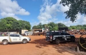 Polícia apreende 20 toneladas de sucata na Grande Ilha