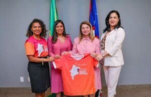 Iracema Vale recebe convite para ser embaixadora da II Conferência Estadual da Mulher Advogada