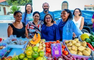 Paula Azevedo fortalece compromisso com a agricultura familiar