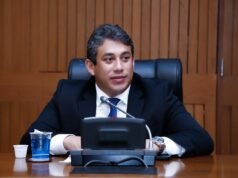 Sancionada lei de Osmar Filho que incentiva produção e consumo de coco babaçu