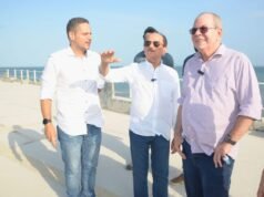 Julinho e Hildo Rocha visitam obras em Ribamar