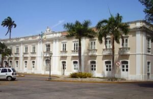 Prefeito edita decreto definindo orçamento de Secretarias Municipais