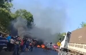 Moradores interditam BR – 135, próximo ao Entrocamento