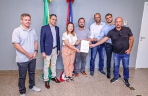 Iracema Vale reúne-se com representantes do ciclismo, triathlon e corredores de rua de São Luís